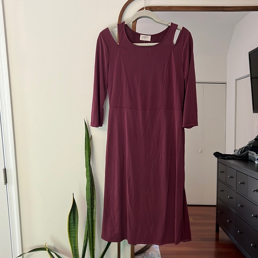 Maroon midi dress
